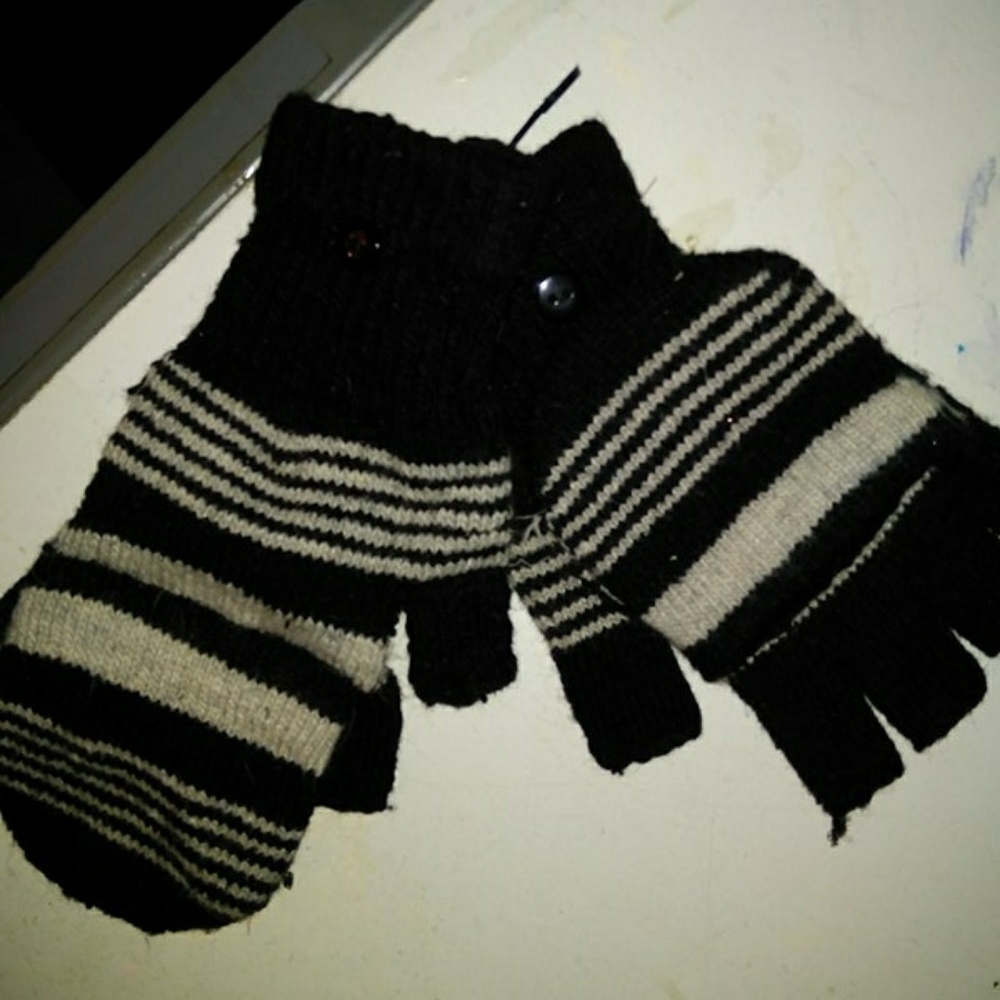 GLOVES